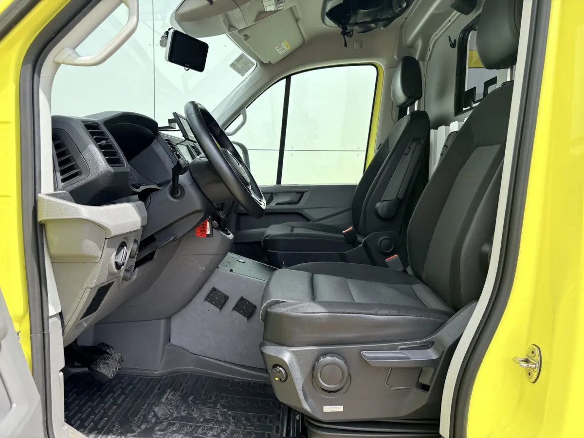 2.0 TDI 177PK Ambulance L3H3 Automaat ACC Climate Control Stroompunten Laadruimte Parkeersensoren