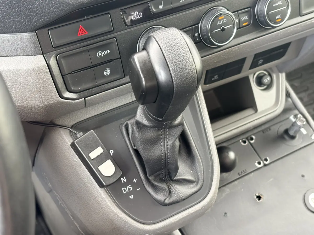 2.0 TDI 177PK Ambulance L3H3 Automaat ACC Climate Control Stroompunten Laadruimte Parkeersensoren