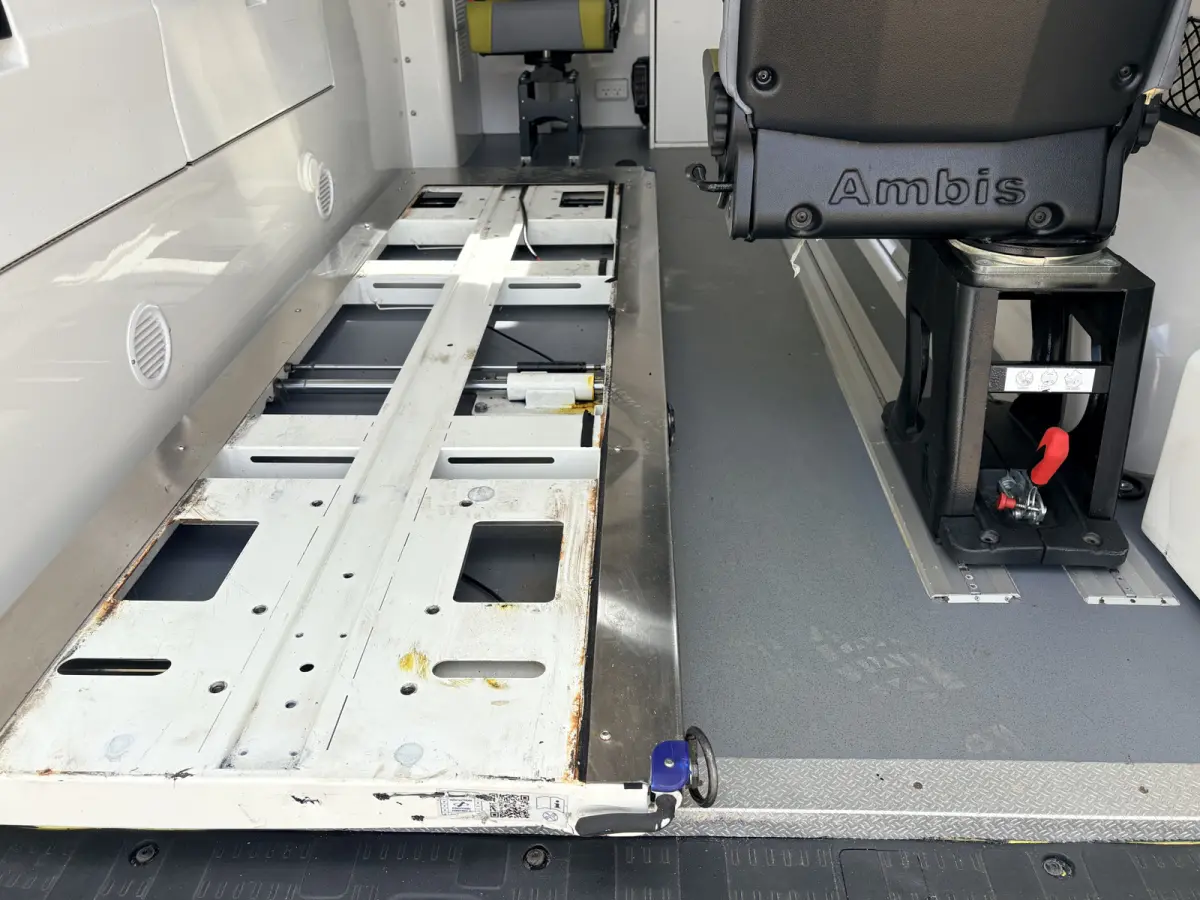 2.0 TDI 177PK Ambulance L3H3 Automaat ACC Climate Control Stroompunten Laadruimte Parkeersensoren