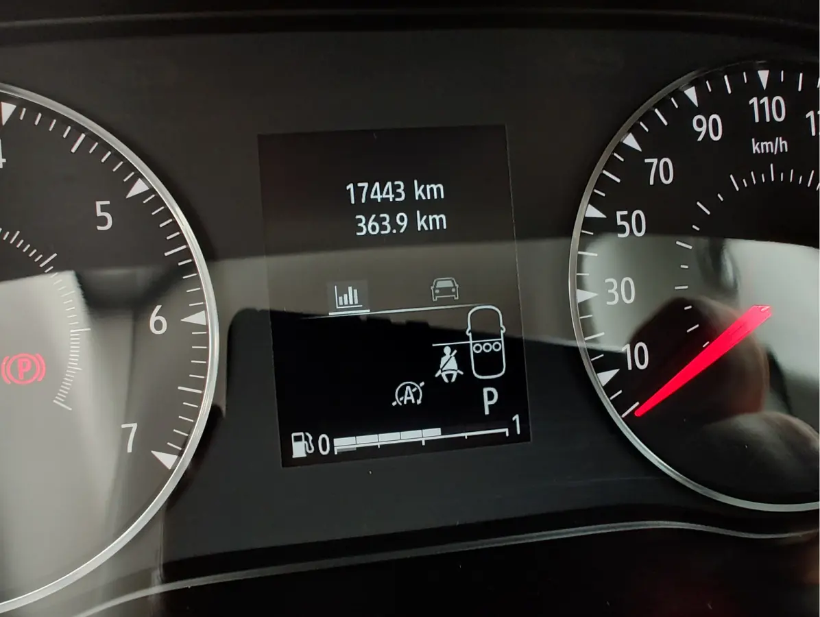 1.0 TCe 90 COMFORT AUTOMAAT Dodehoeksensoren | Navi | Keyless