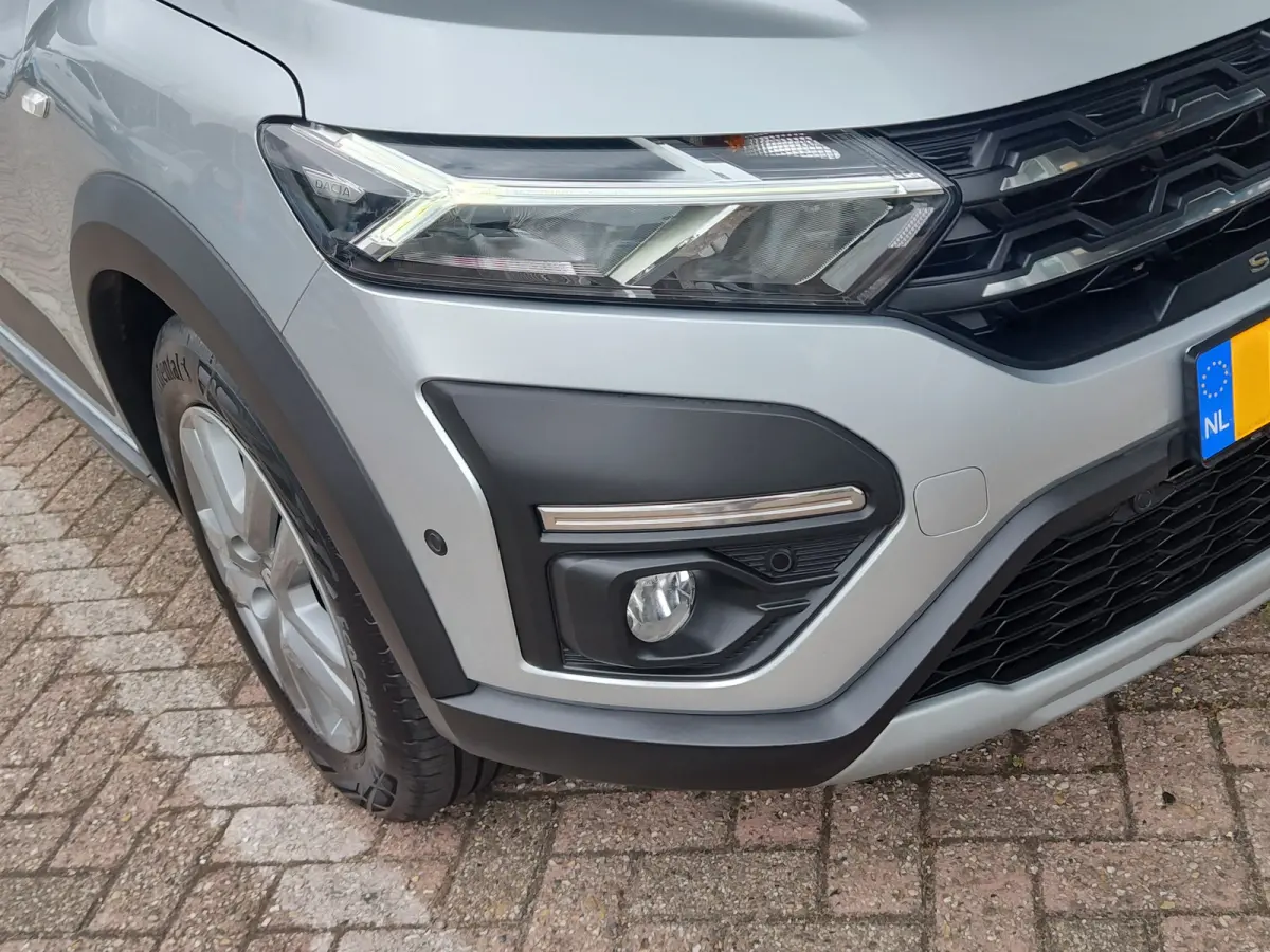 1.0 TCe 90 COMFORT AUTOMAAT Dodehoeksensoren | Navi | Keyless