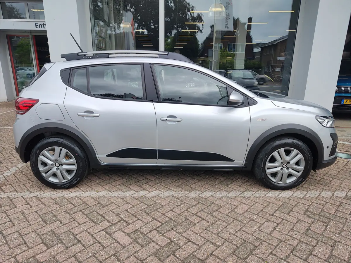 1.0 TCe 90 COMFORT AUTOMAAT Dodehoeksensoren | Navi | Keyless