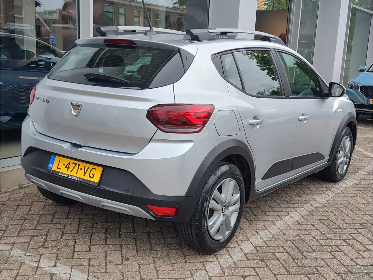 1.0 TCe 90 COMFORT AUTOMAAT Dodehoeksensoren | Navi | Keyless