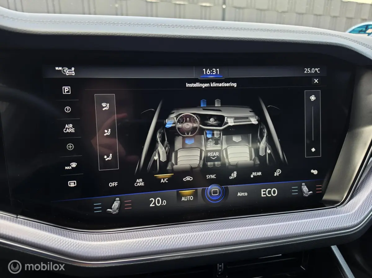 3.0 TSI R-LINE 462PK PANO HUD LUCHT TREKHAAK