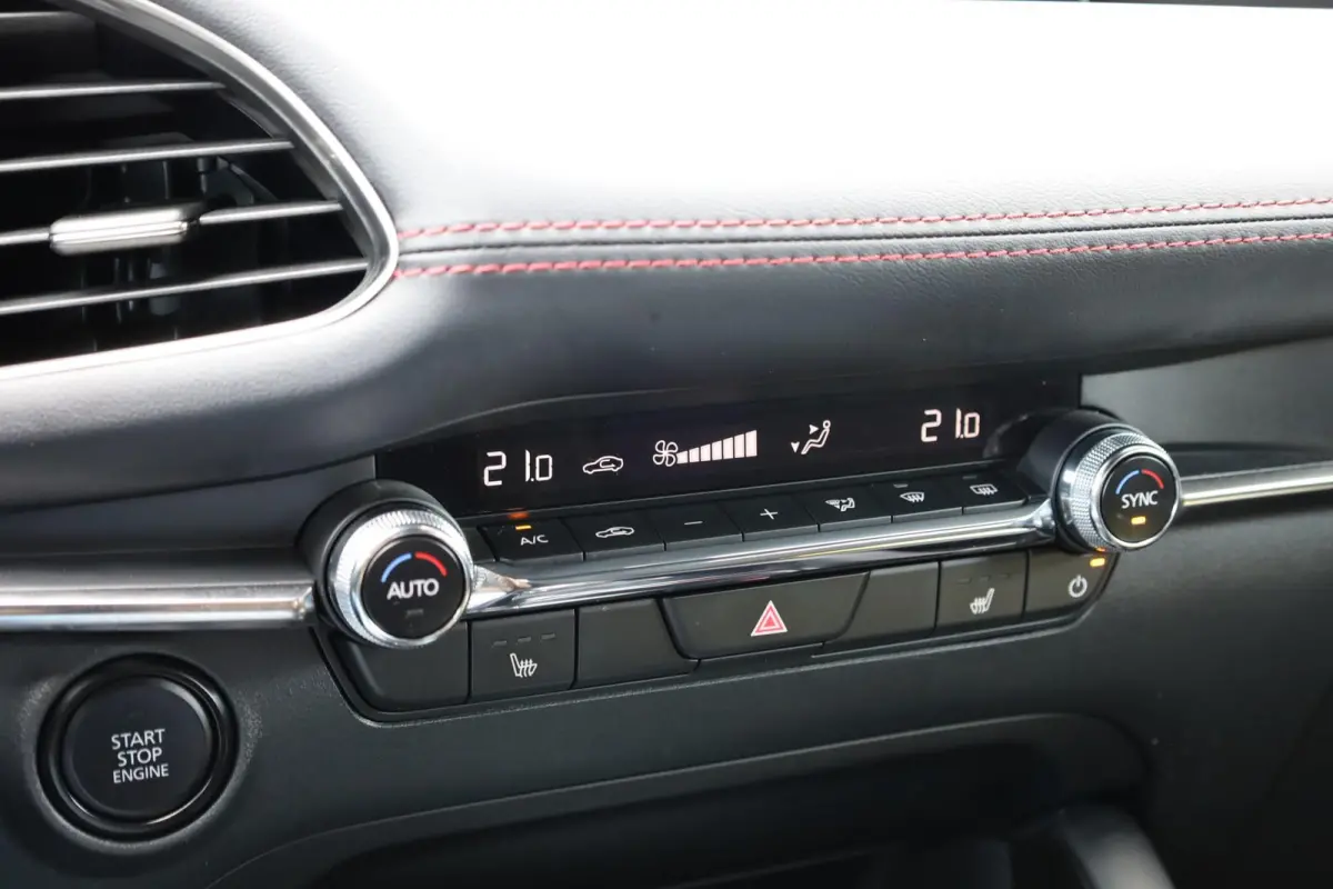 2.0 e-SkyActiv-X M Hybrid 186pk Homura | Achteruitrijcamera | Stoelverwarming | Adaptive Cruise