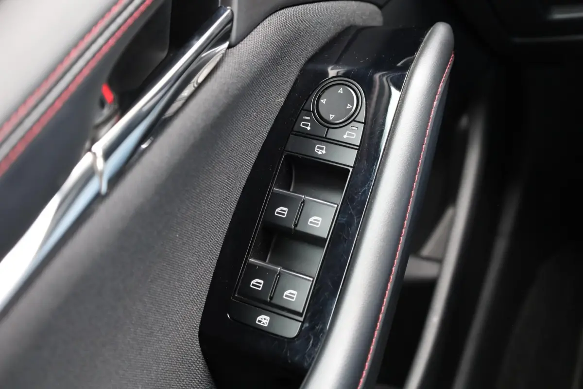 2.0 e-SkyActiv-X M Hybrid 186pk Homura | Achteruitrijcamera | Stoelverwarming | Adaptive Cruise