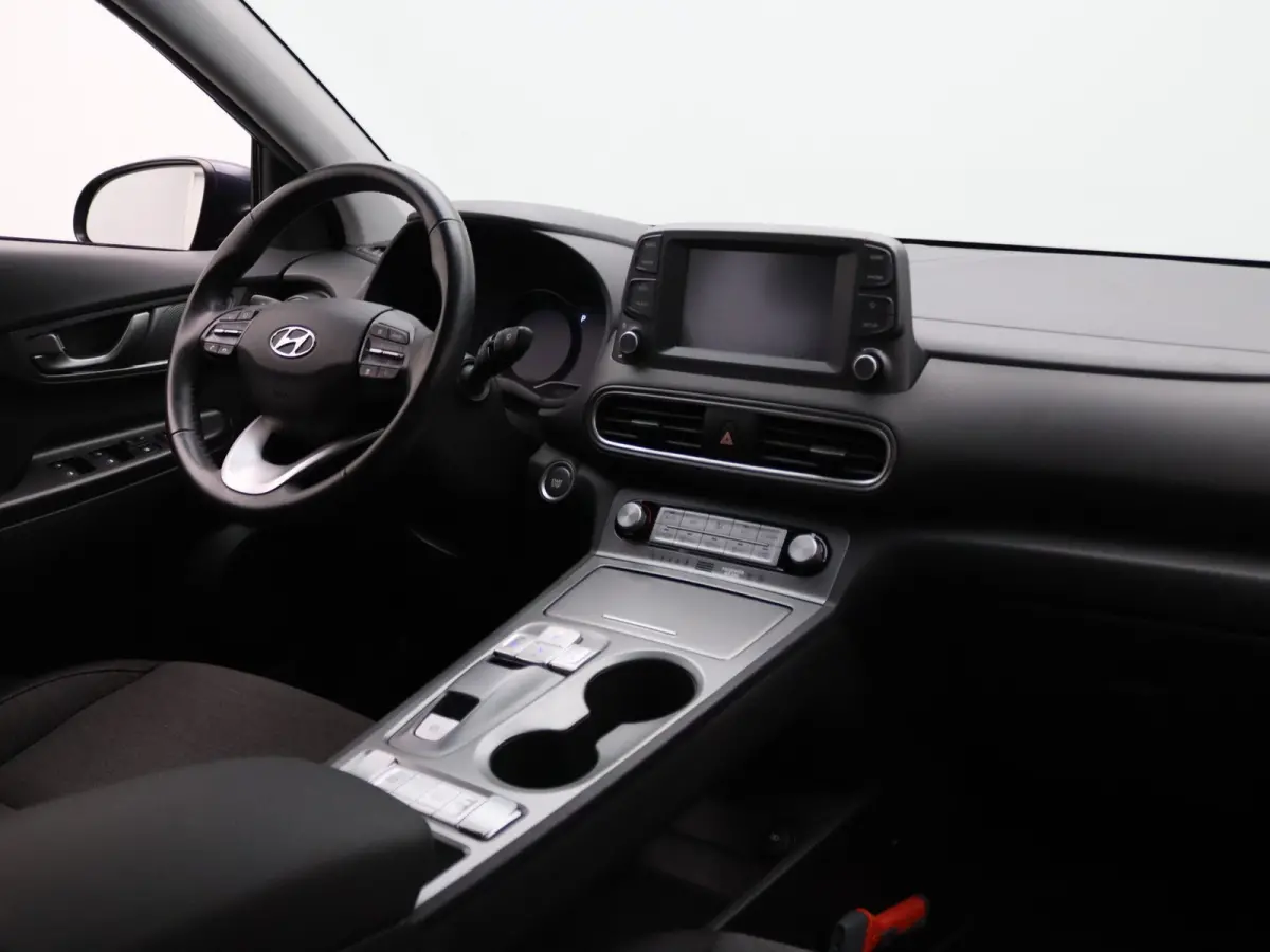 204pk EV Comfort 64 kWh Apple Carplay/Android Auto | Climate