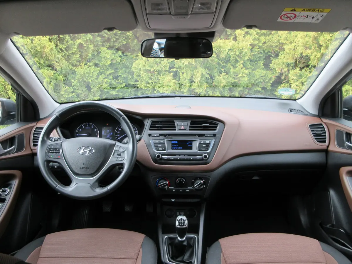 1.0 T-GDI i-Motion * Airco * Pdc * Cruise *