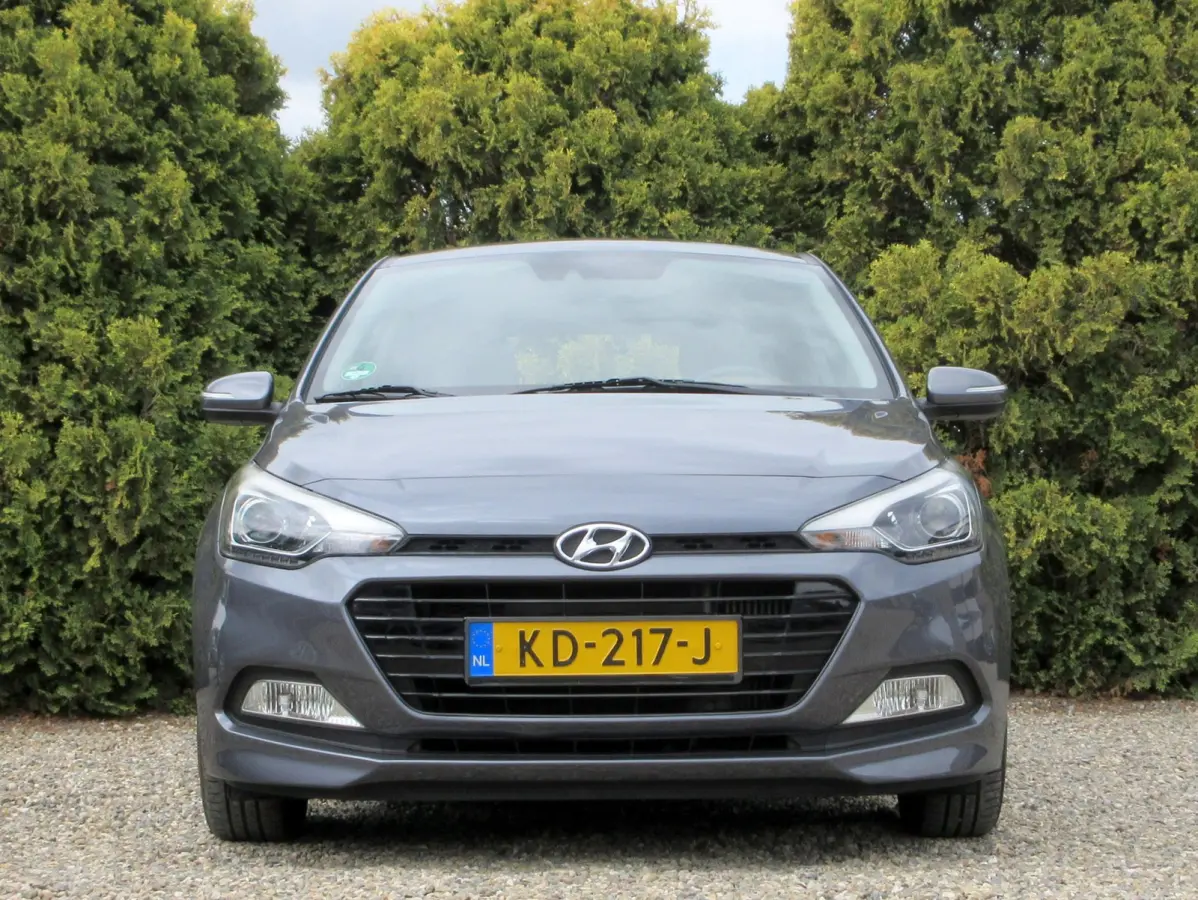 1.0 T-GDI i-Motion * Airco * Pdc * Cruise *