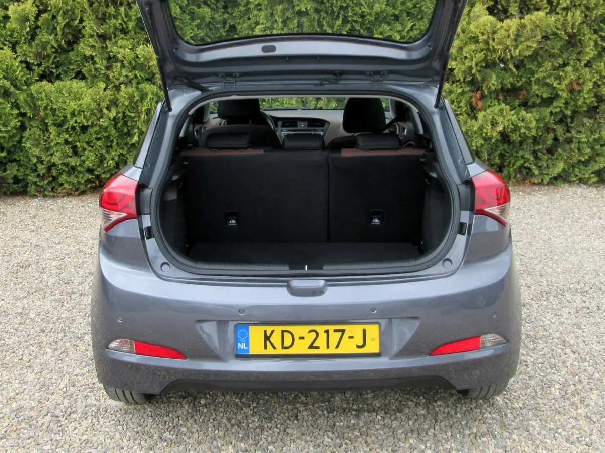 1.0 T-GDI i-Motion * Airco * Pdc * Cruise *