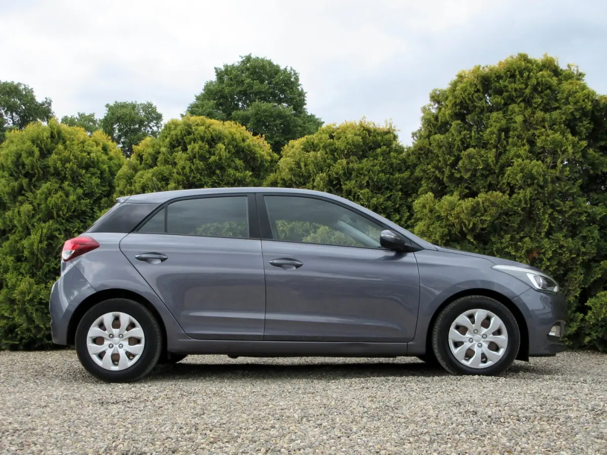 1.0 T-GDI i-Motion * Airco * Pdc * Cruise *