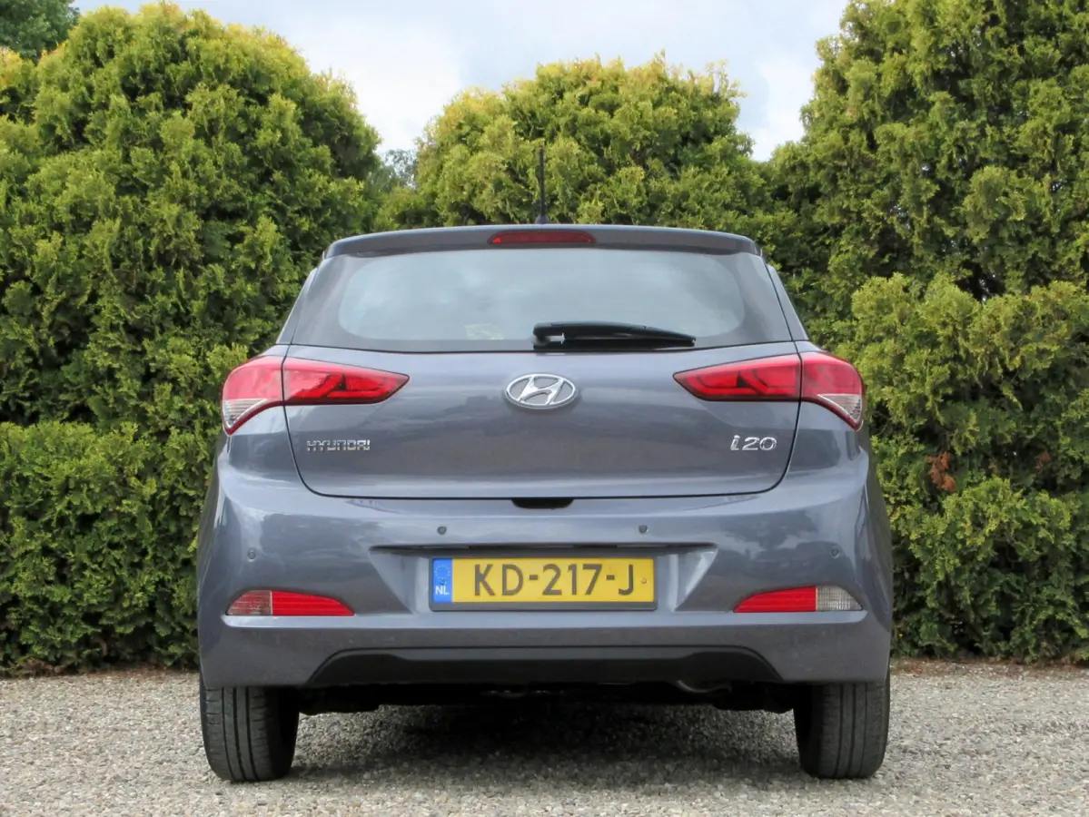 1.0 T-GDI i-Motion * Airco * Pdc * Cruise *