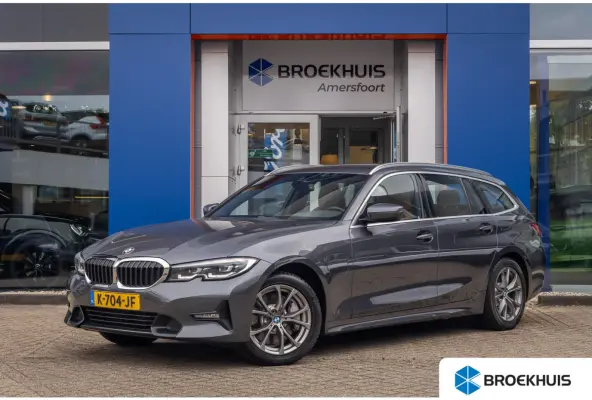 330e eDrive Edition | leder | Stoelverwarming | Digitaal dashboard | Navigatie | Keyless | Apple Carplay/Android Auto | Elektrisch bedienbare achterklep | NL-auto | Apple Carplay/Android Aut