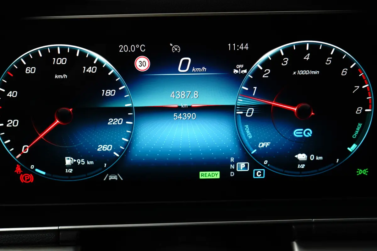350 e 4MATIC Premium Plus Panoramadak | Burmester | 360 Camera | | Audio installatie premium | Elektrisch bedienbare achterklep met sensorsturing | Elektrisch glazen panorama-dak