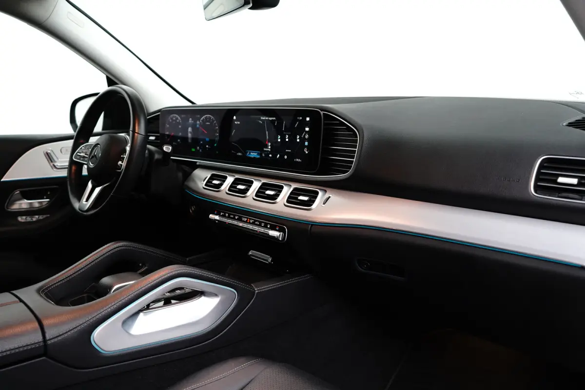 350 e 4MATIC Premium Plus Panoramadak | Burmester | 360 Camera | | Audio installatie premium | Elektrisch bedienbare achterklep met sensorsturing | Elektrisch glazen panorama-dak