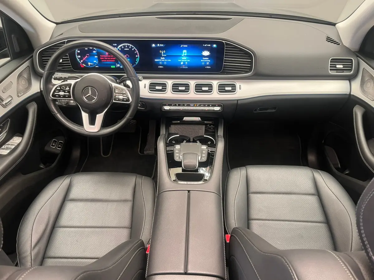 350 e 4MATIC Premium Plus Panoramadak | Burmester | 360 Camera | | Audio installatie premium | Elektrisch bedienbare achterklep met sensorsturing | Elektrisch glazen panorama-dak
