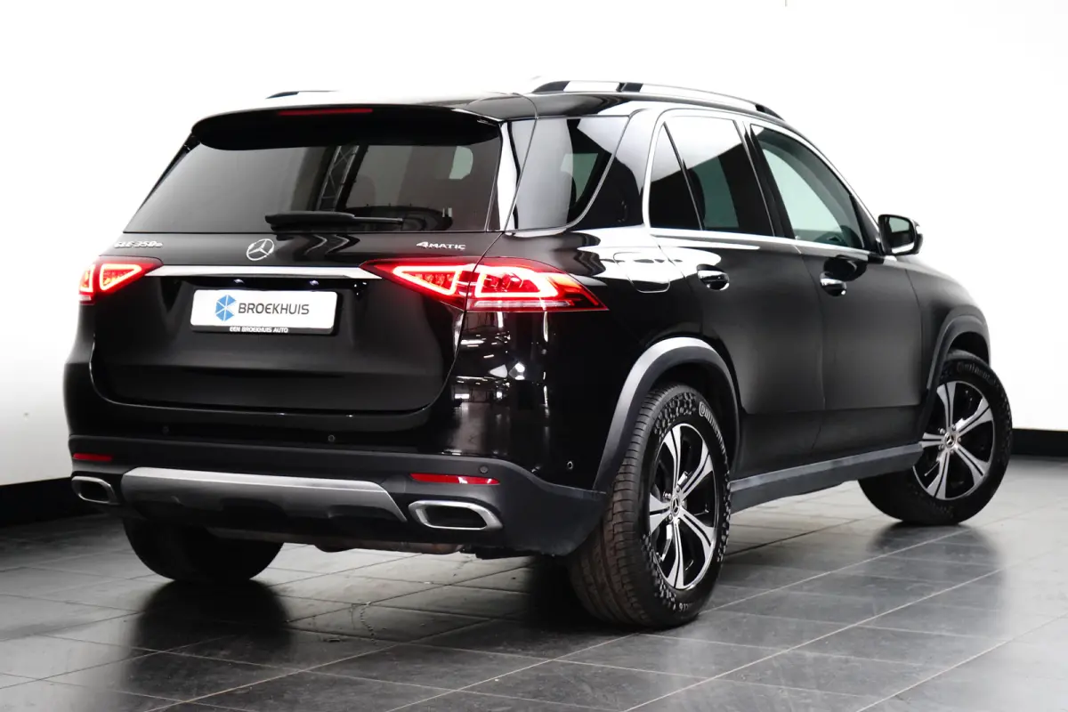 350 e 4MATIC Premium Plus Panoramadak | Burmester | 360 Camera | | Audio installatie premium | Elektrisch bedienbare achterklep met sensorsturing | Elektrisch glazen panorama-dak