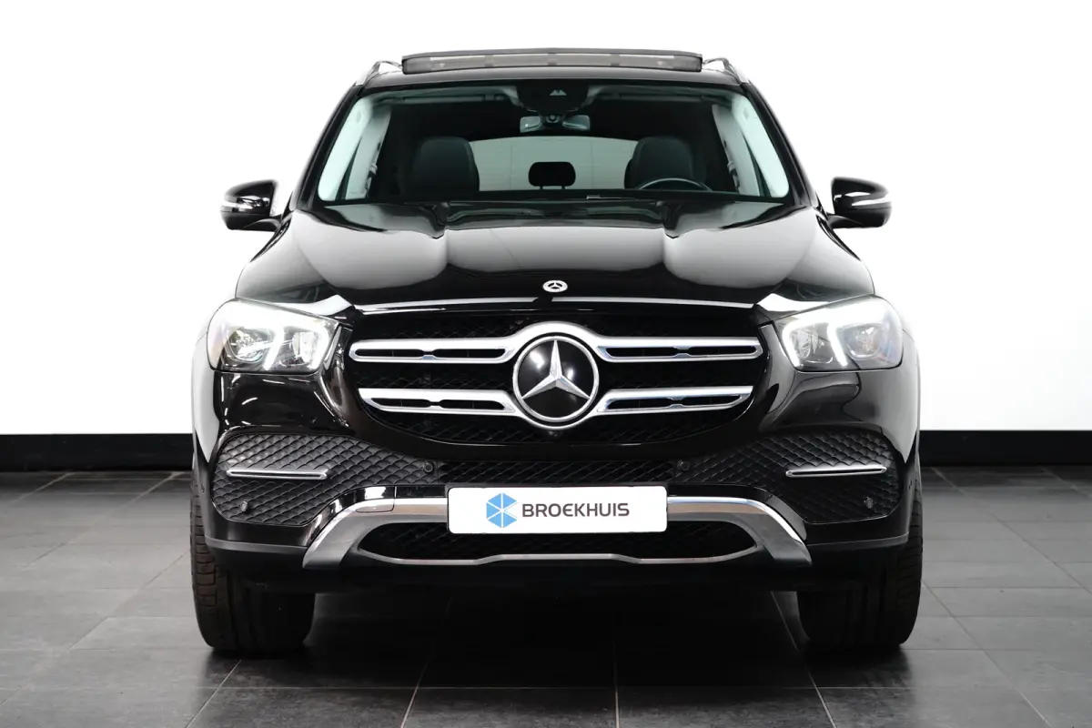 350 e 4MATIC Premium Plus Panoramadak | Burmester | 360 Camera | | Audio installatie premium | Elektrisch bedienbare achterklep met sensorsturing | Elektrisch glazen panorama-dak