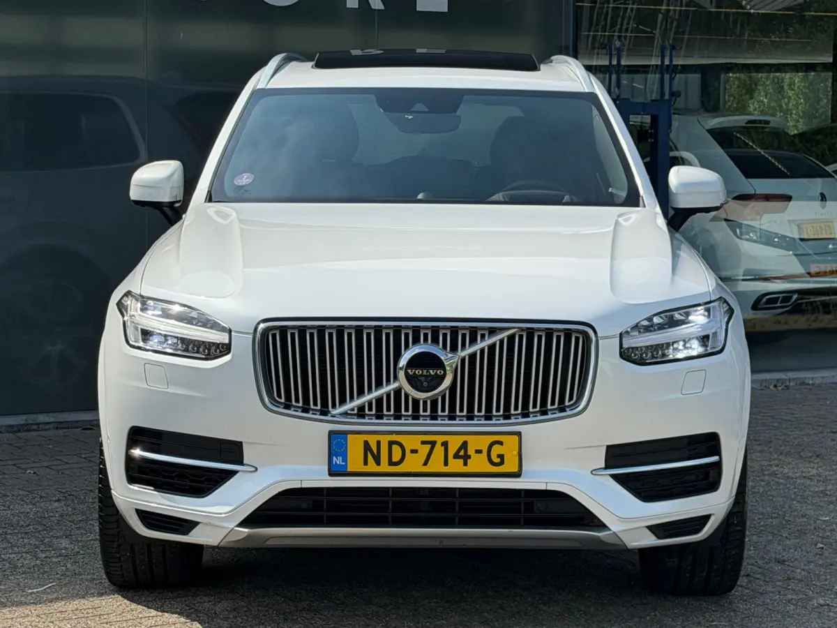 2.0 T8 Twin Engine AWD Inscription 7 P Bowers & Wi Trekhaak