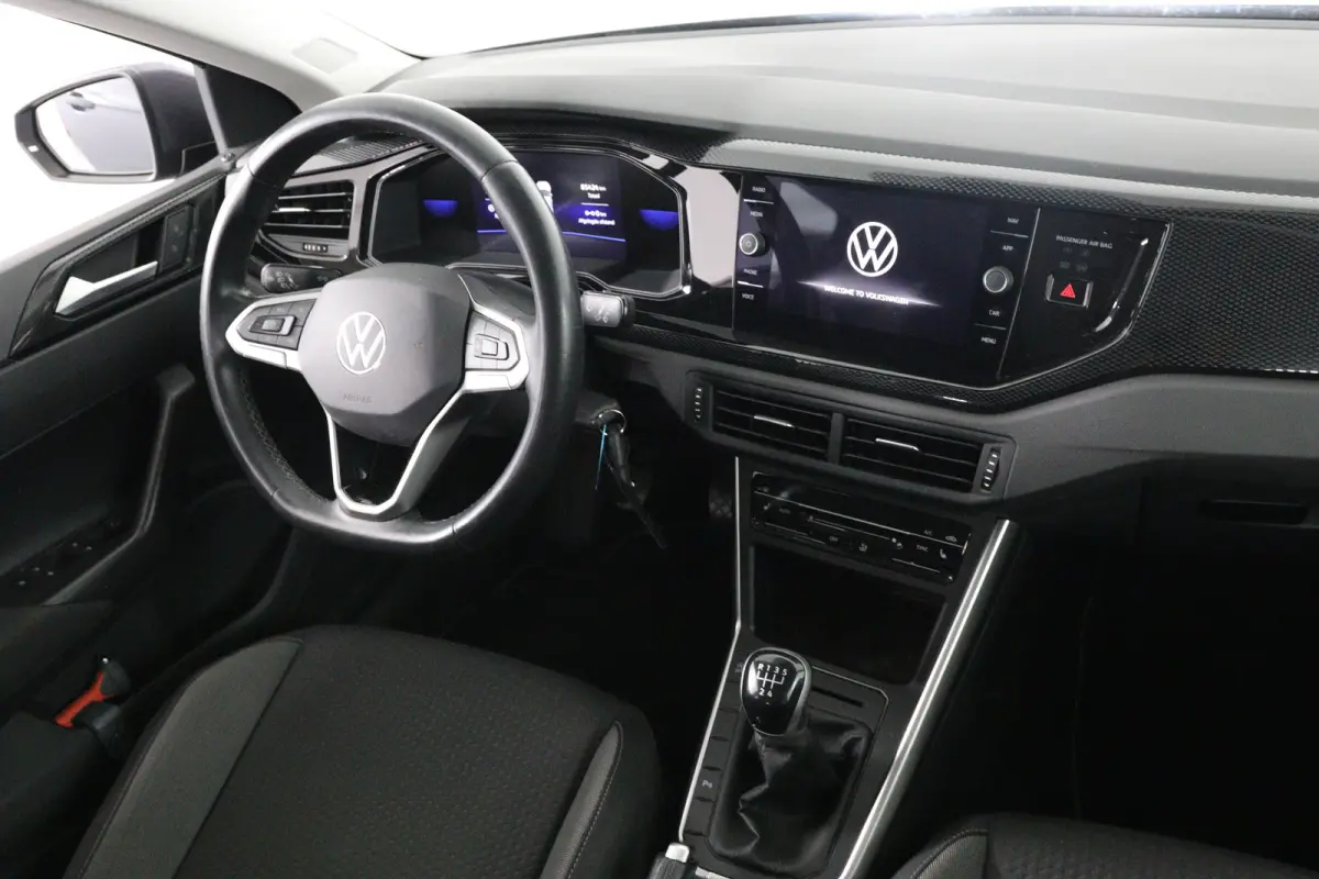 1.0 TSI Life Business | 1e Eigenaar! | Dealer Onderhouden | LED | Navi By App | Clima | Stoelverwarminig | Cruise Adaptive | Lichtmetalen Velgen | Parkeersensoren V+A