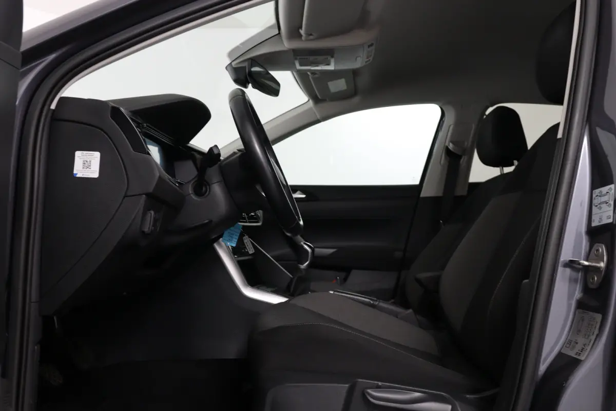 1.0 TSI Life Business | 1e Eigenaar! | Dealer Onderhouden | LED | Navi By App | Clima | Stoelverwarminig | Cruise Adaptive | Lichtmetalen Velgen | Parkeersensoren V+A