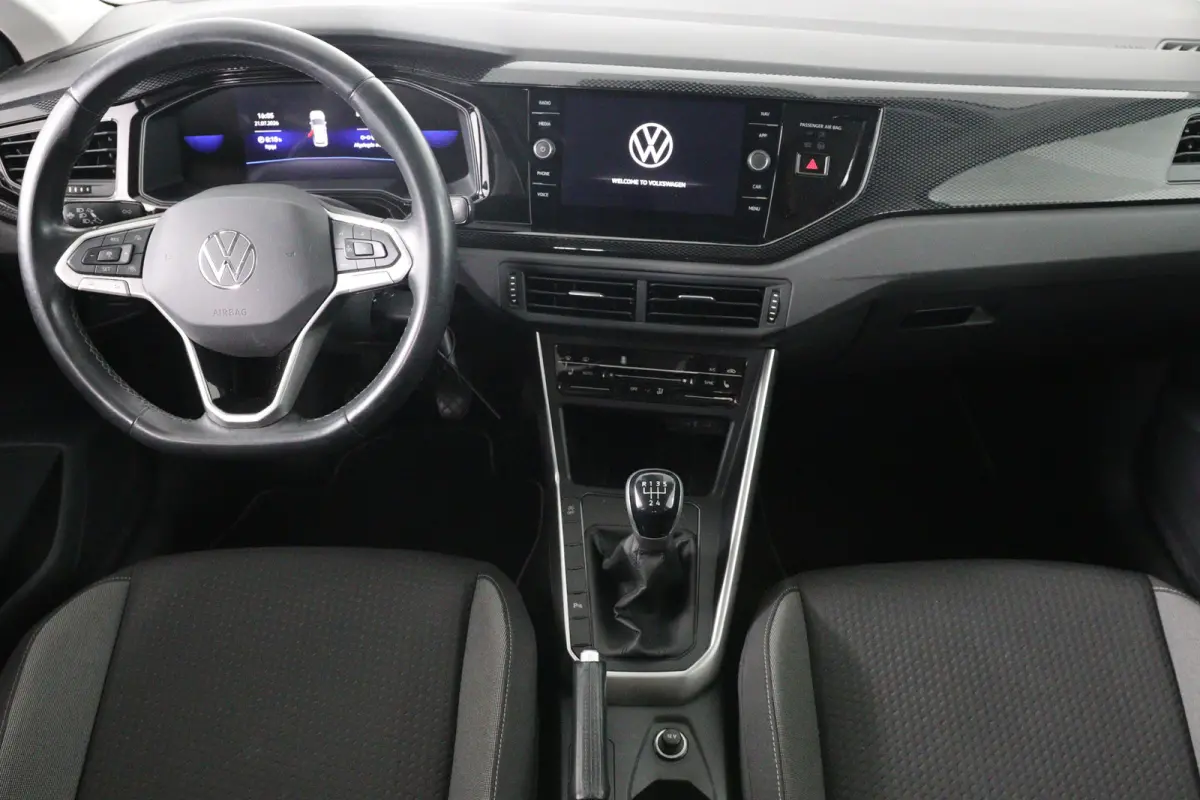 1.0 TSI Life Business | 1e Eigenaar! | Dealer Onderhouden | LED | Navi By App | Clima | Stoelverwarminig | Cruise Adaptive | Lichtmetalen Velgen | Parkeersensoren V+A