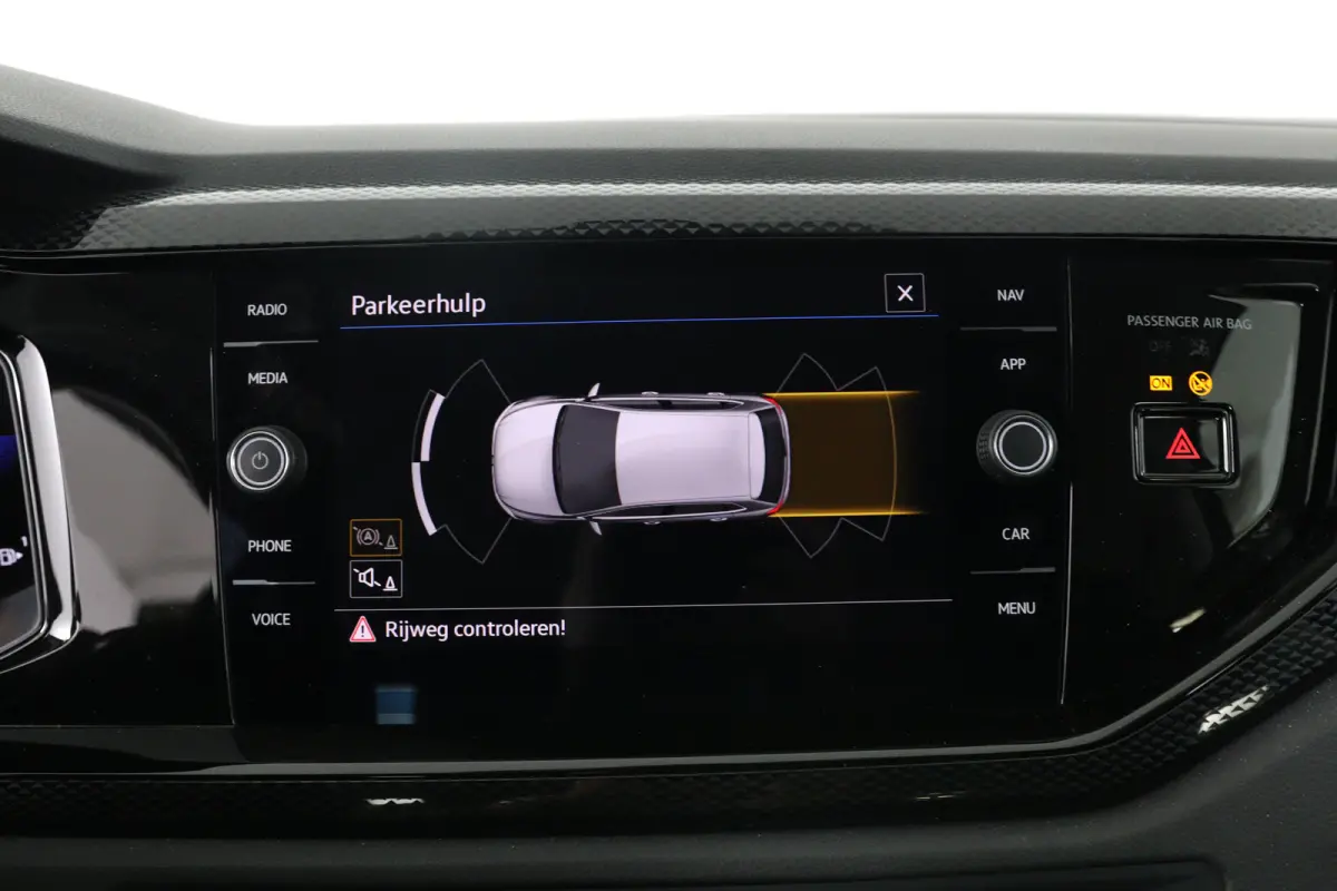 1.0 TSI Life Business | 1e Eigenaar! | Dealer Onderhouden | LED | Navi By App | Clima | Stoelverwarminig | Cruise Adaptive | Lichtmetalen Velgen | Parkeersensoren V+A