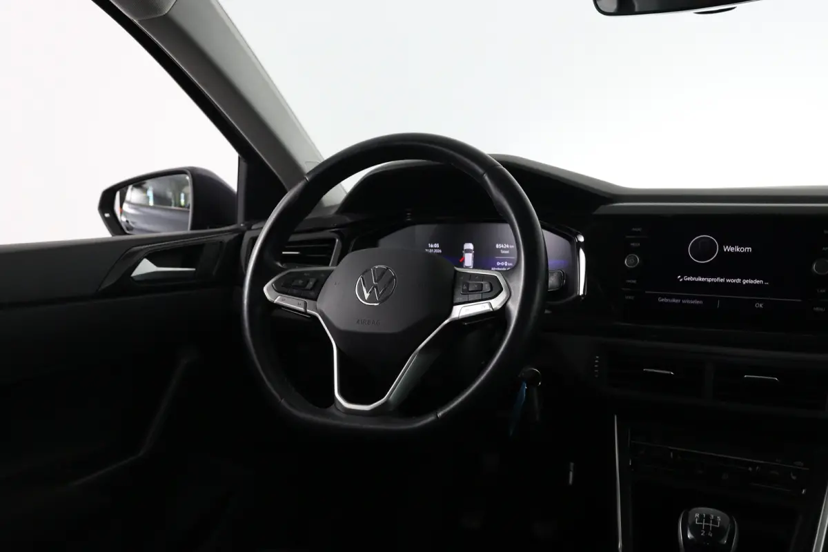 1.0 TSI Life Business | 1e Eigenaar! | Dealer Onderhouden | LED | Navi By App | Clima | Stoelverwarminig | Cruise Adaptive | Lichtmetalen Velgen | Parkeersensoren V+A