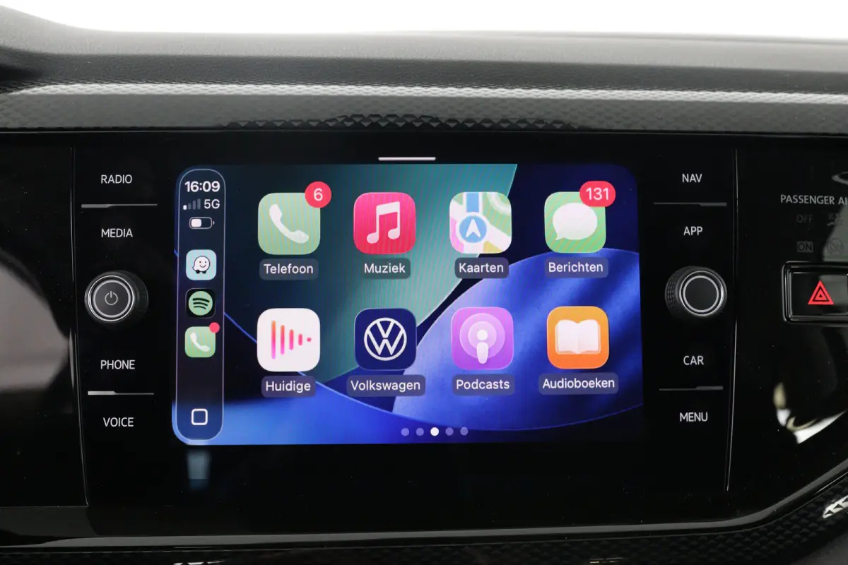 1.0 TSI Life Business | 1e Eigenaar! | Dealer Onderhouden | LED | Navi By App | Clima | Stoelverwarminig | Cruise Adaptive | Lichtmetalen Velgen | Parkeersensoren V+A