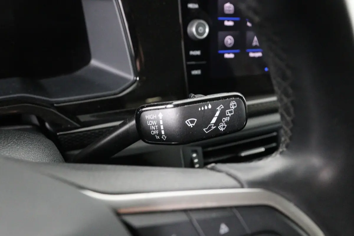 1.0 TSI Life Business | 1e Eigenaar! | Dealer Onderhouden | LED | Navi By App | Clima | Stoelverwarminig | Cruise Adaptive | Lichtmetalen Velgen | Parkeersensoren V+A