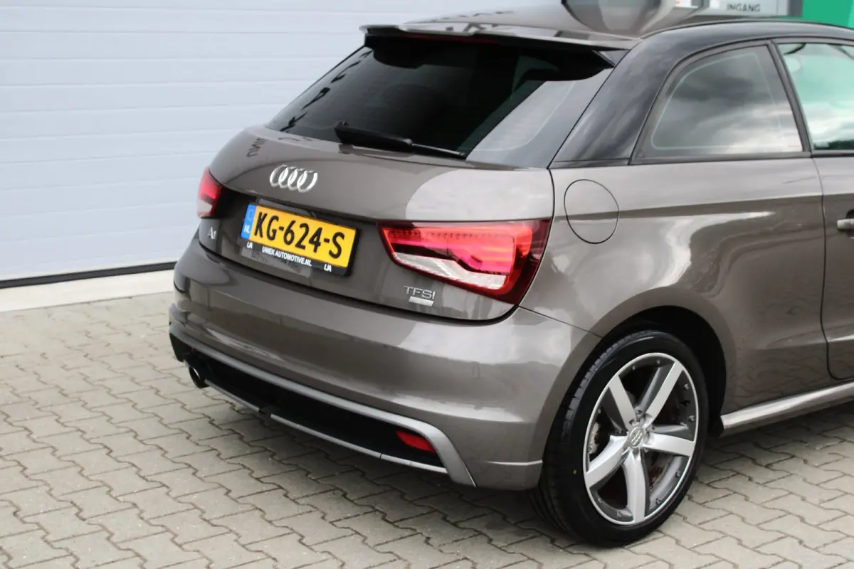 1.0 TFSI ADRENALIN | S LINE | AIRCO | ELEKTR. RAMEN | NAVIGATIE