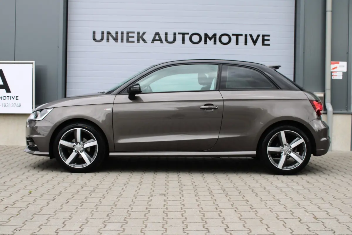 1.0 TFSI ADRENALIN | S LINE | AIRCO | ELEKTR. RAMEN | NAVIGATIE