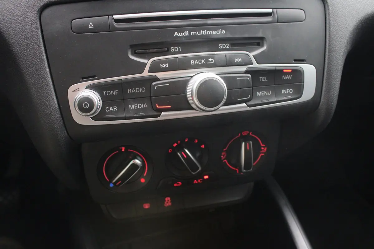 1.0 TFSI ADRENALIN | S LINE | AIRCO | ELEKTR. RAMEN | NAVIGATIE
