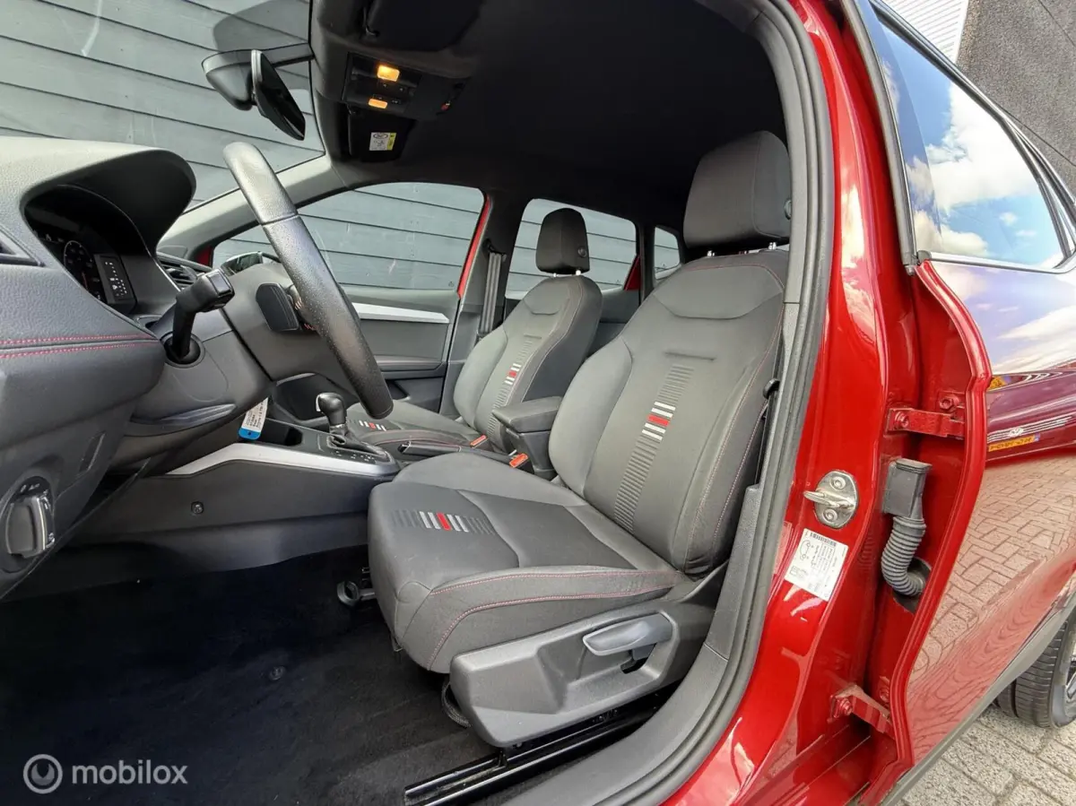 1.0 TSI FR Business Viritual/Winterpack/Camera/17'