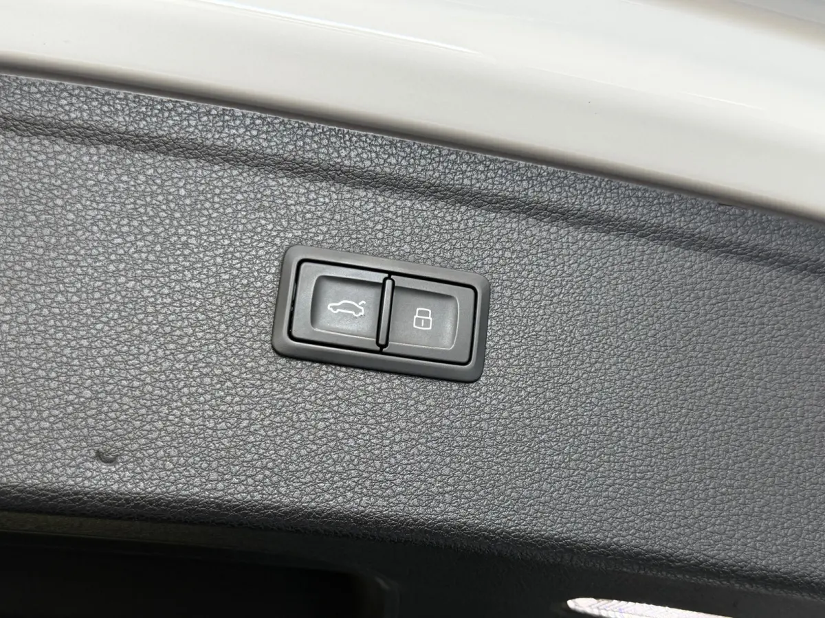 3.0 TFSI SQ5 quattro | RS Leder | Luchtvering | Pano | B&O | Carplay