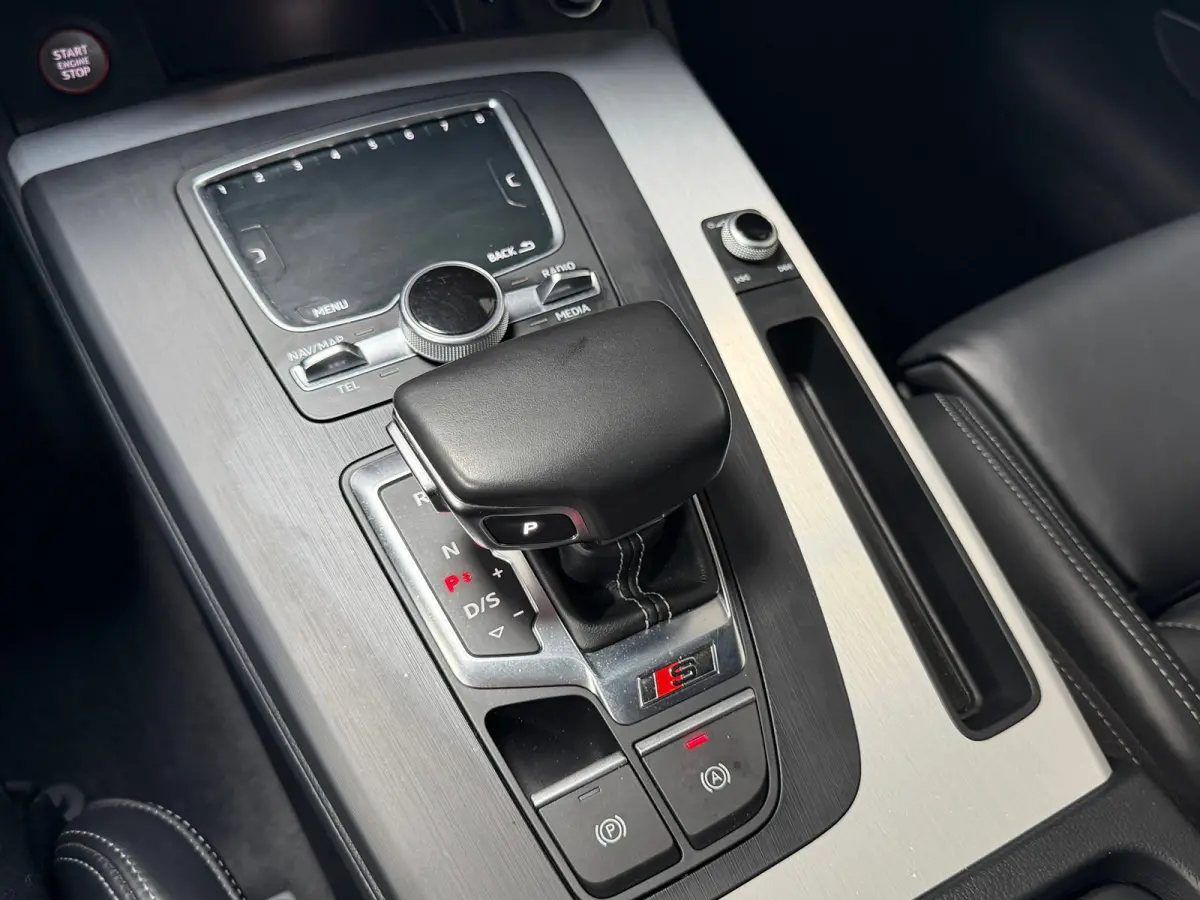 3.0 TFSI SQ5 quattro | RS Leder | Luchtvering | Pano | B&O | Carplay