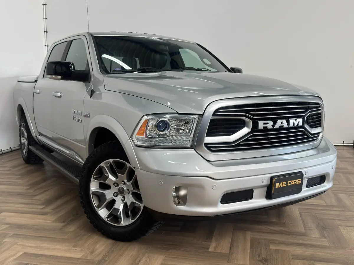 1500 5.7 V8 Quad Cab 6'4|LIMITED|VOL|INRUIL MOGELIJK
