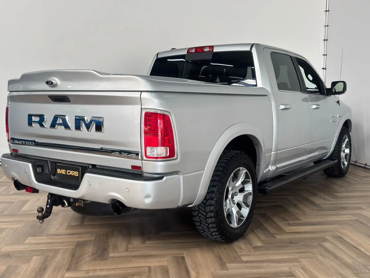 1500 5.7 V8 Quad Cab 6'4|LIMITED|VOL|INRUIL MOGELIJK