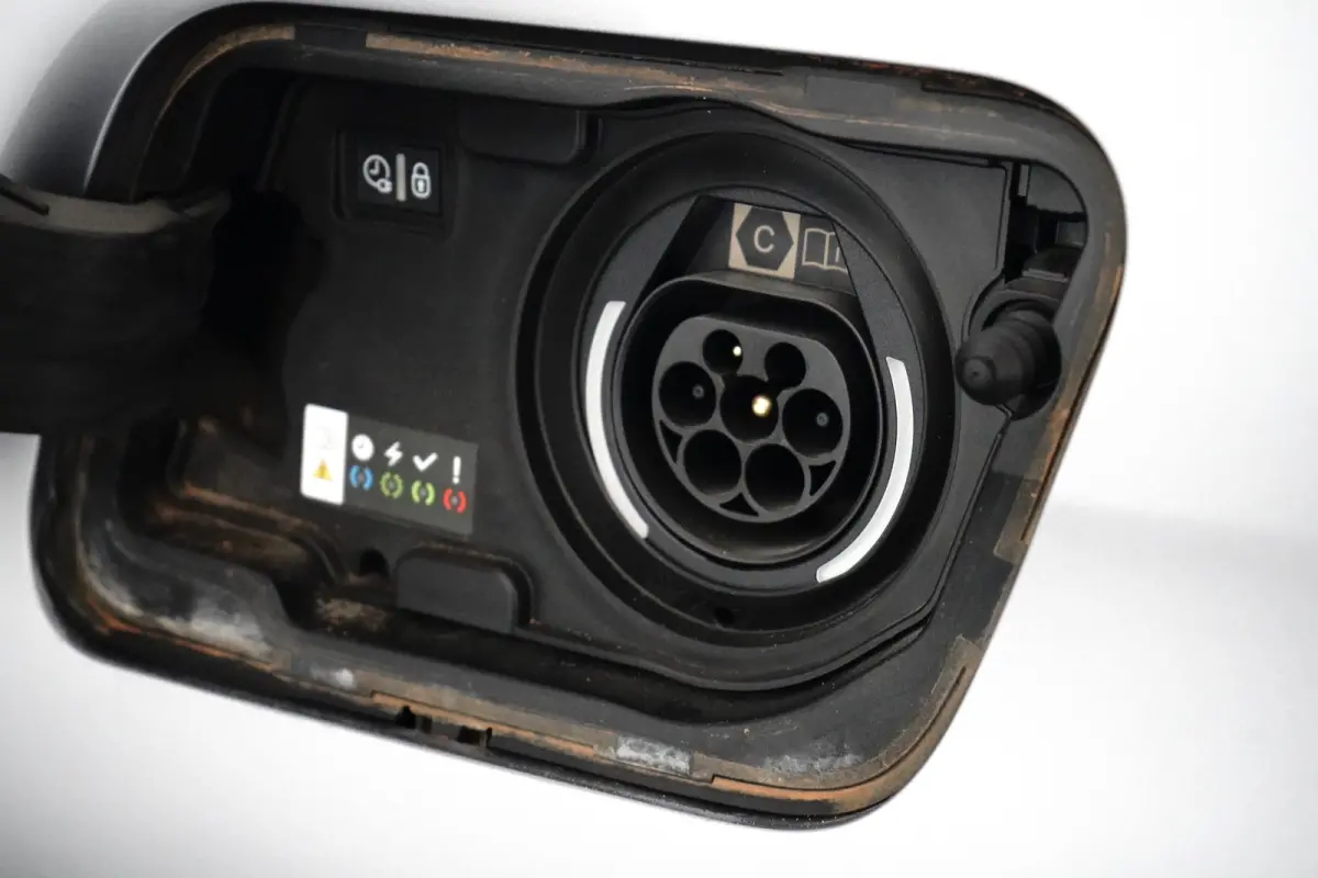 1.6 HYbrid 225 Active Pack Business Camera | Cruise Control | Parkeersensoren | Camera | Achteruitrijcamera | Apple Carplay/Android Auto|telefoonintegratie premium | Bluetooth telefoonvoorbe
