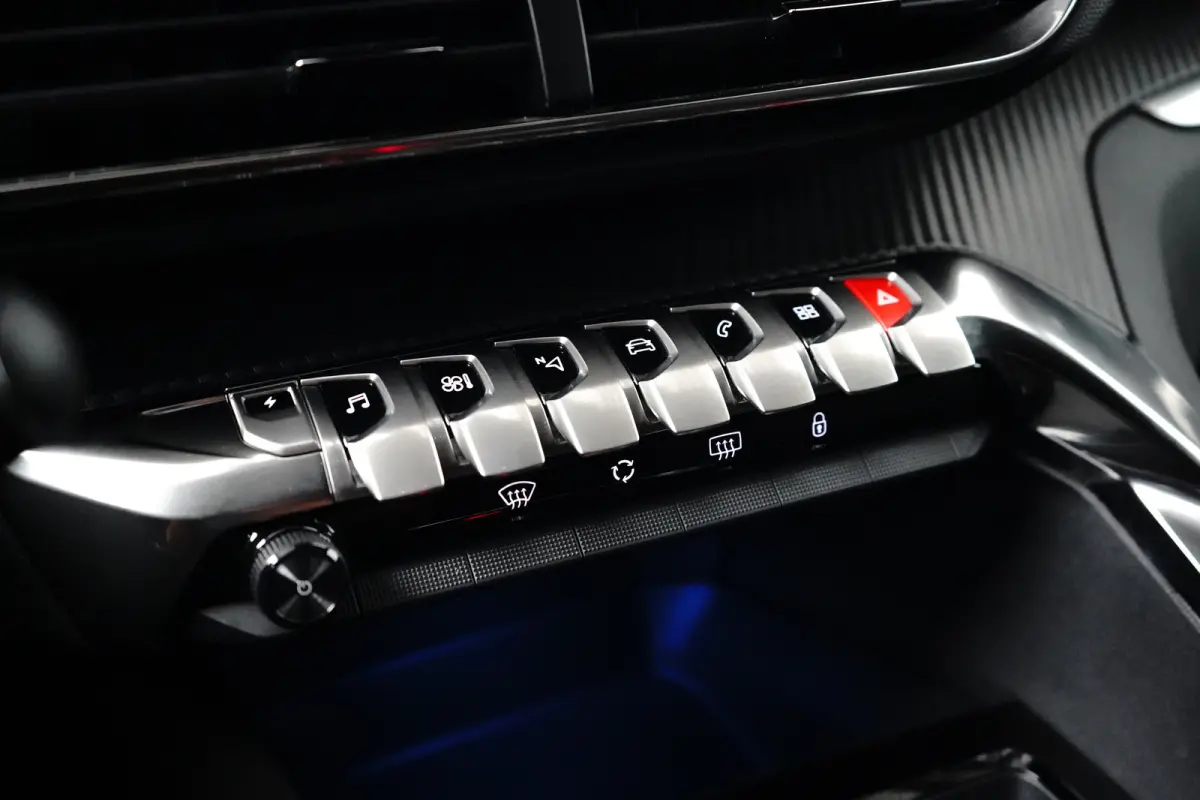 1.6 HYbrid 225 Active Pack Business Camera | Cruise Control | Parkeersensoren | Camera | Achteruitrijcamera | Apple Carplay/Android Auto|telefoonintegratie premium | Bluetooth telefoonvoorbe