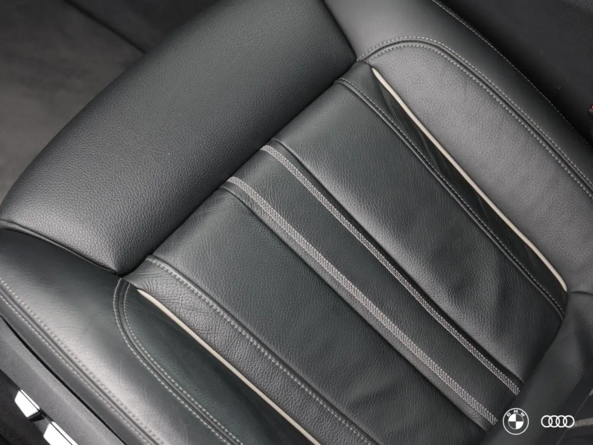 530e xDrive M Sport / PANODAK / El STOELEN / HARMANKARDON / ACC / DODEHOEK
