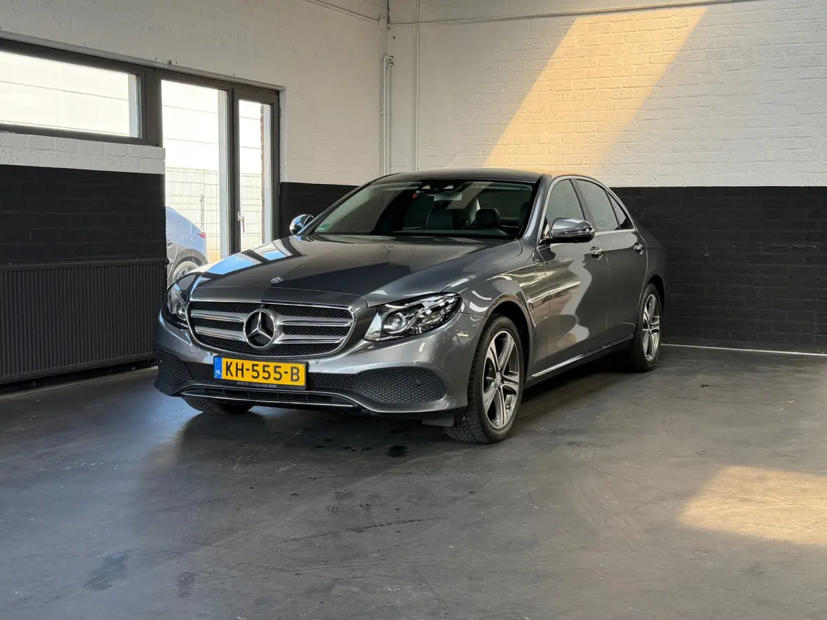 200 Prestige | HUD | Widescreen | Sfeer | 360 | 1/2 Leder | Zeer netjes