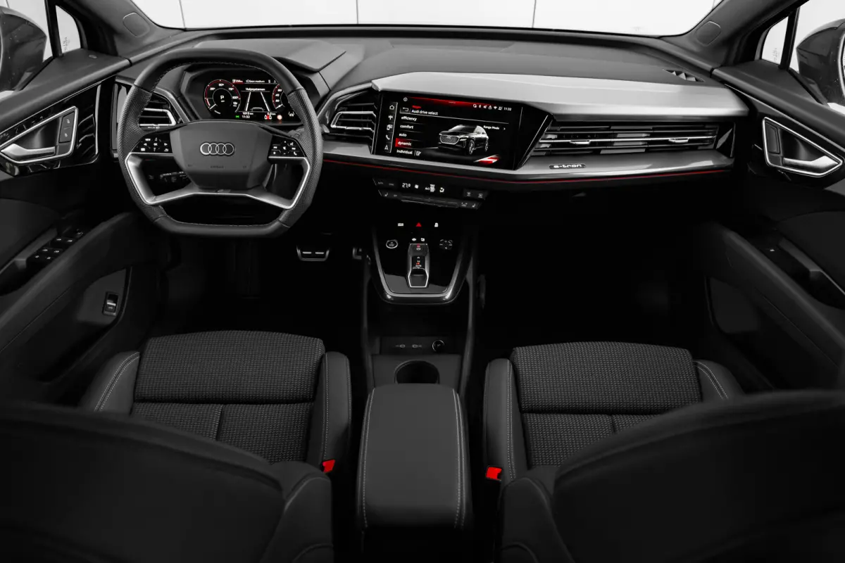 S edition 286 PK | Trekhaak | Panoramadak | Achteruitrijcamera | Privacy glas | Adaptive Cruise Control