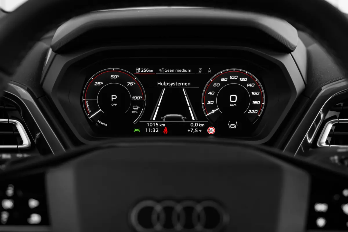 S edition 286 PK | Trekhaak | Panoramadak | Achteruitrijcamera | Privacy glas | Adaptive Cruise Control