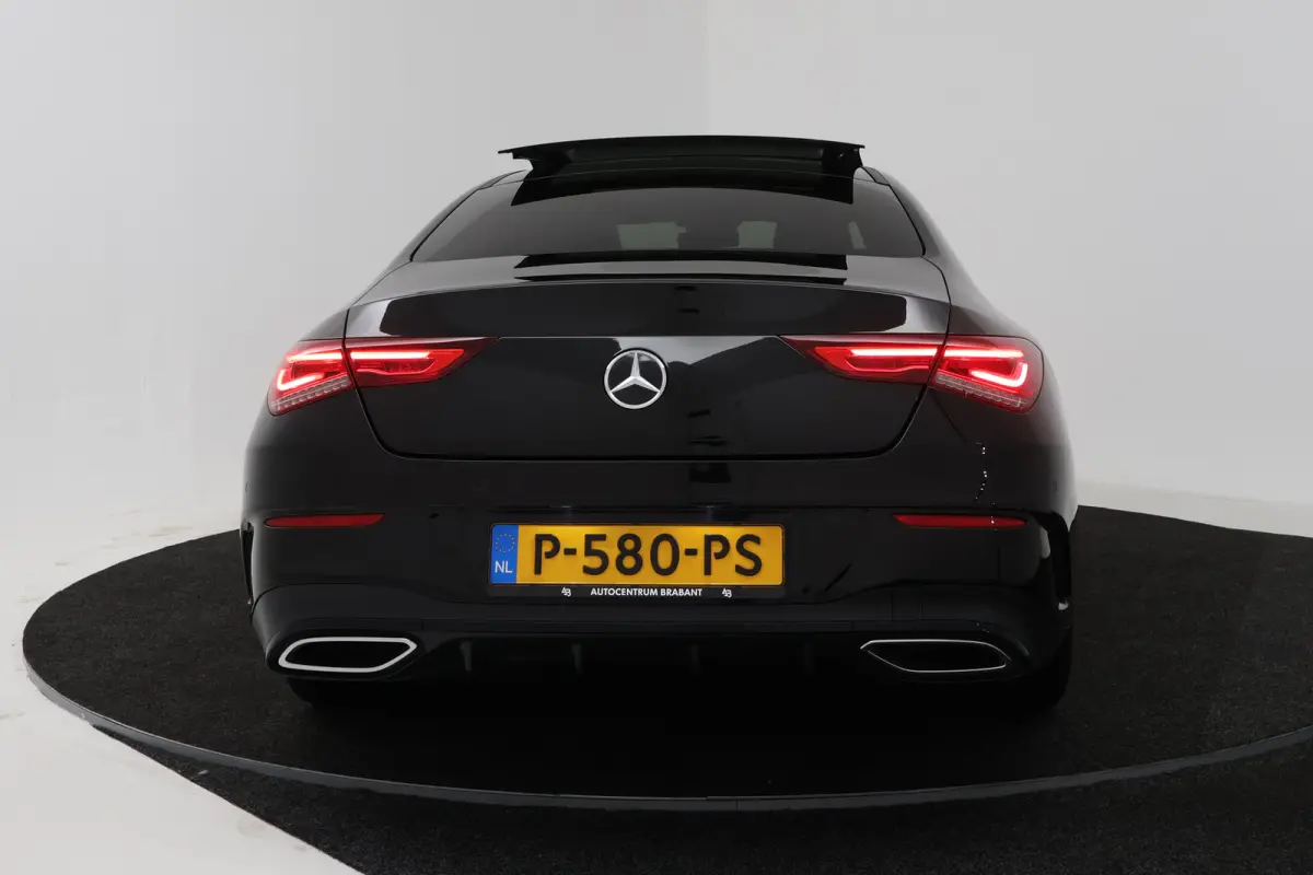 200 Business Solution AMG (PANORAMADAK, STOELVERWARMING, SFEERVERLICHTING, CAMERA, CRUISE CONTROL)