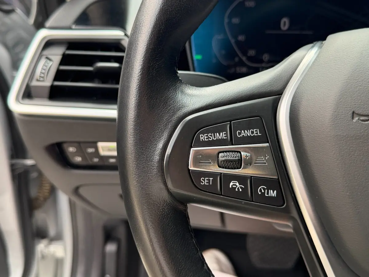 330e High Executive Sportline Shadow | SPORTSTOELEN | LEDER | CARPLAY | VIRTUAL | CLIMATE