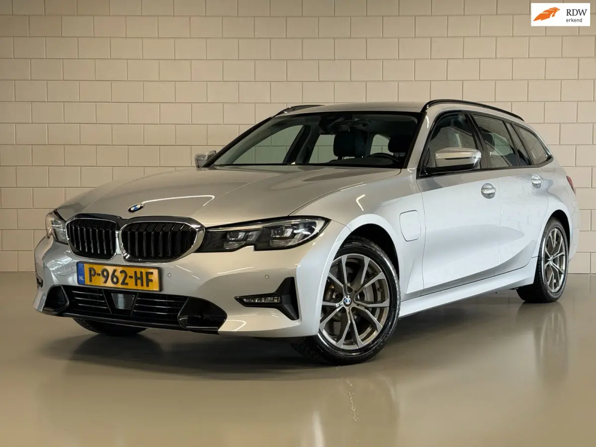 330e High Executive Sportline Shadow | SPORTSTOELEN | LEDER | CARPLAY | VIRTUAL | CLIMATE