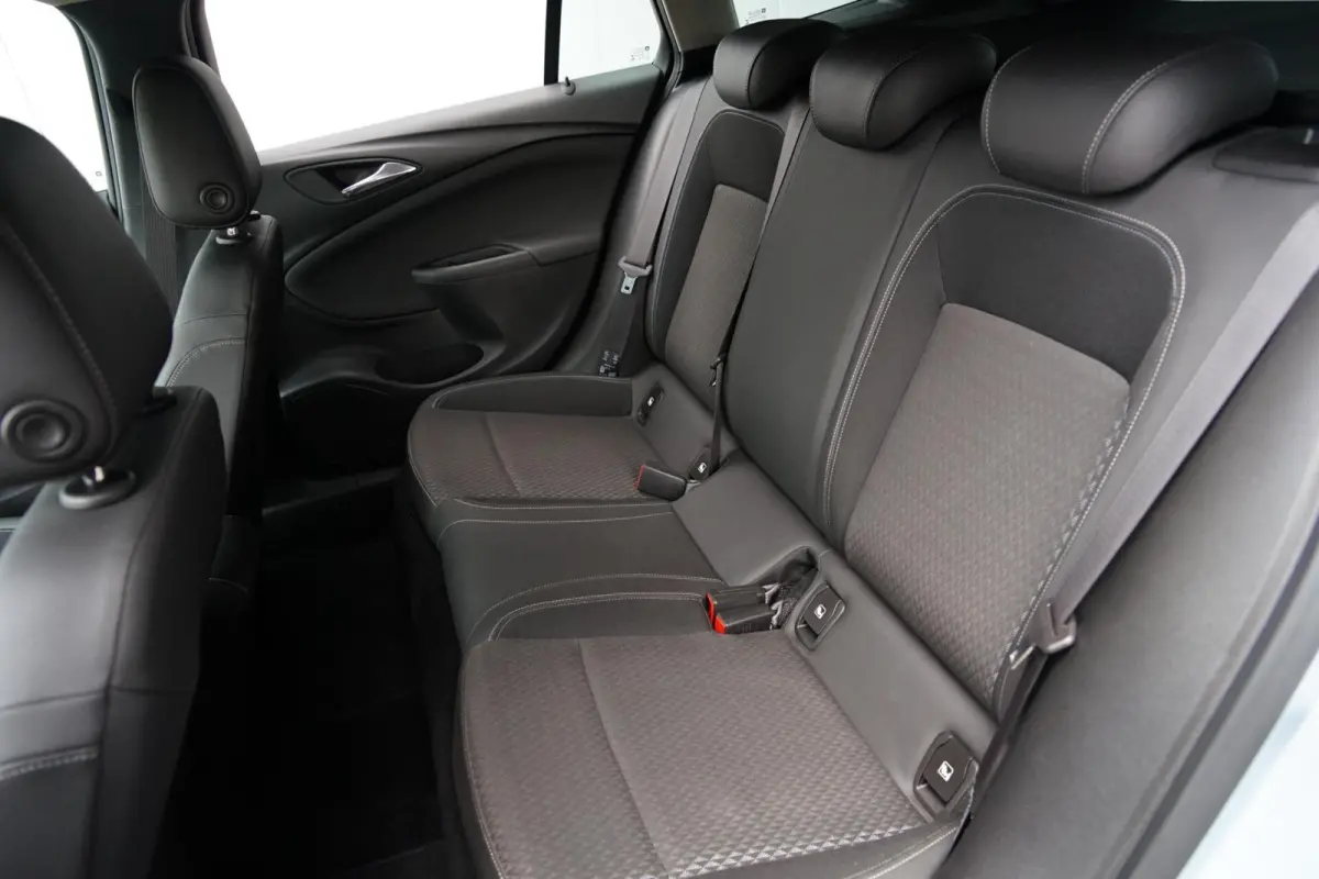 1.4 Innovation, NL, CarPlay, keyless, clima