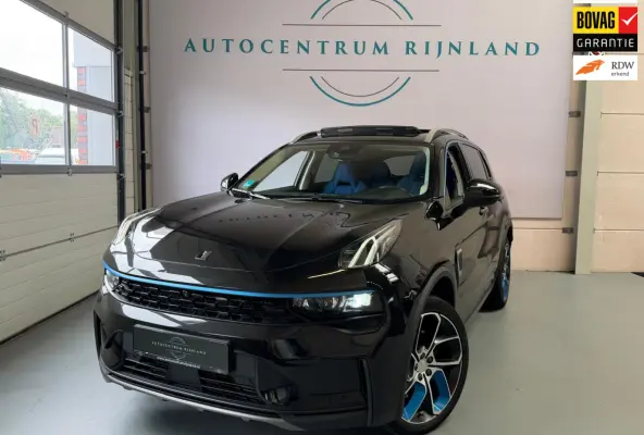 PHEV 261 PK Zwarte Hemel, 1 Jaar Bovag Garantie Pano, Navi, Camera