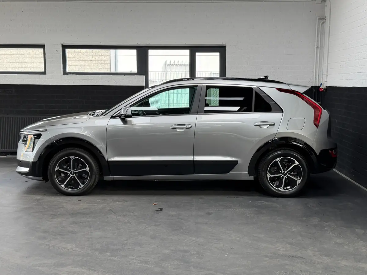 1.6 GDi Hybrid DynamicLine | Widescreen | camera | 1/2 Leder | Stoel en stuurverwarwing